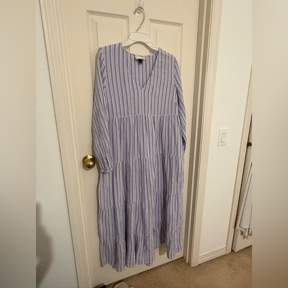 Universal Thread Lavender Striped Long Sleeve Maxi Dress